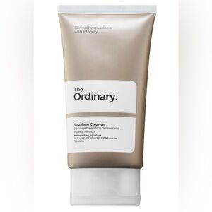 🌸 The Ordinary Squalane Cleanser in White and Gray
